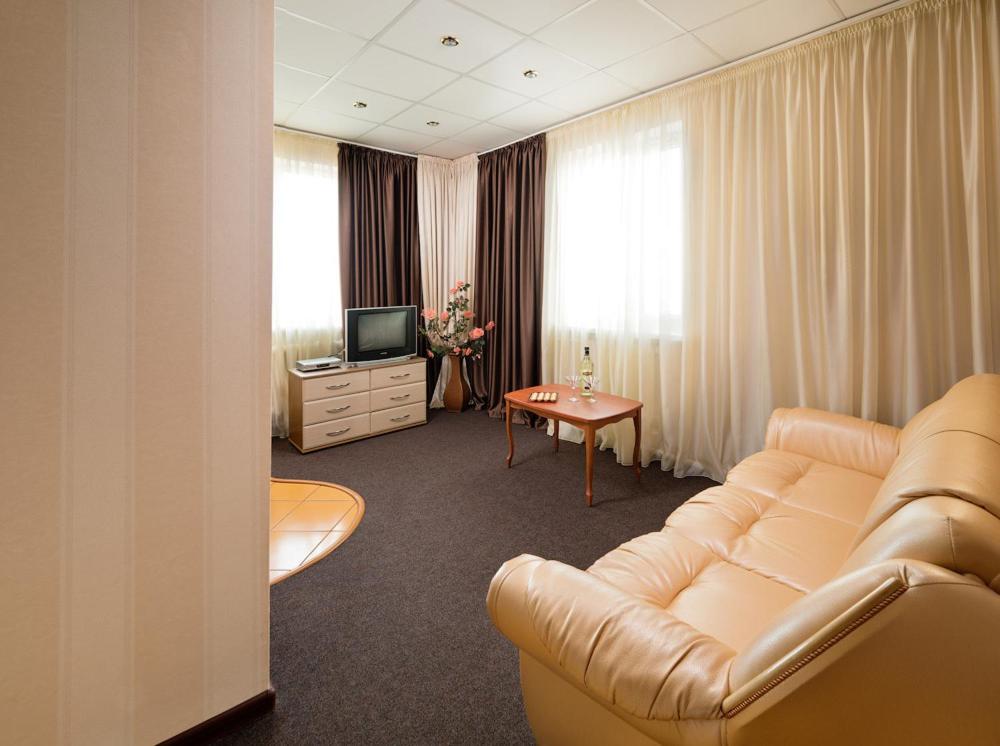 Hotel Hottey Kiev Habitación foto