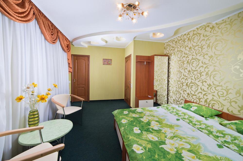 Hotel Hottey Kiev Habitación foto
